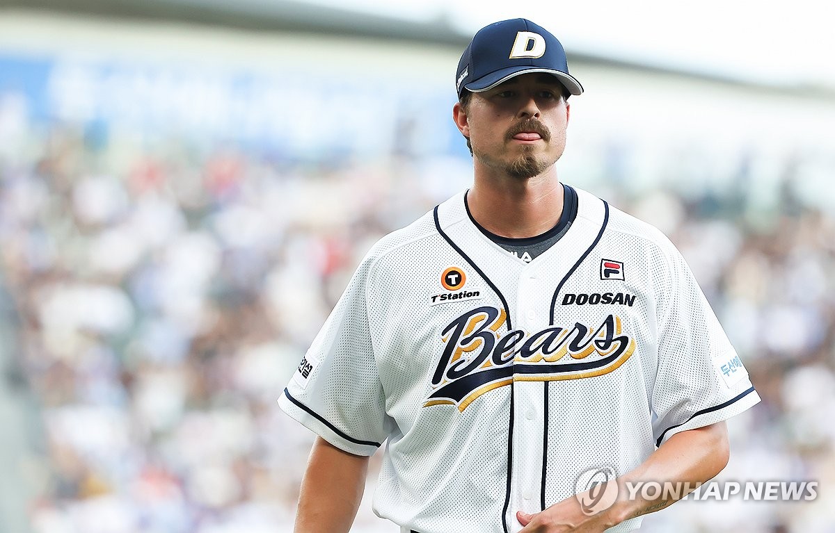NBA官方评选各球队经理票选最关键球员：库里获40%选票居首