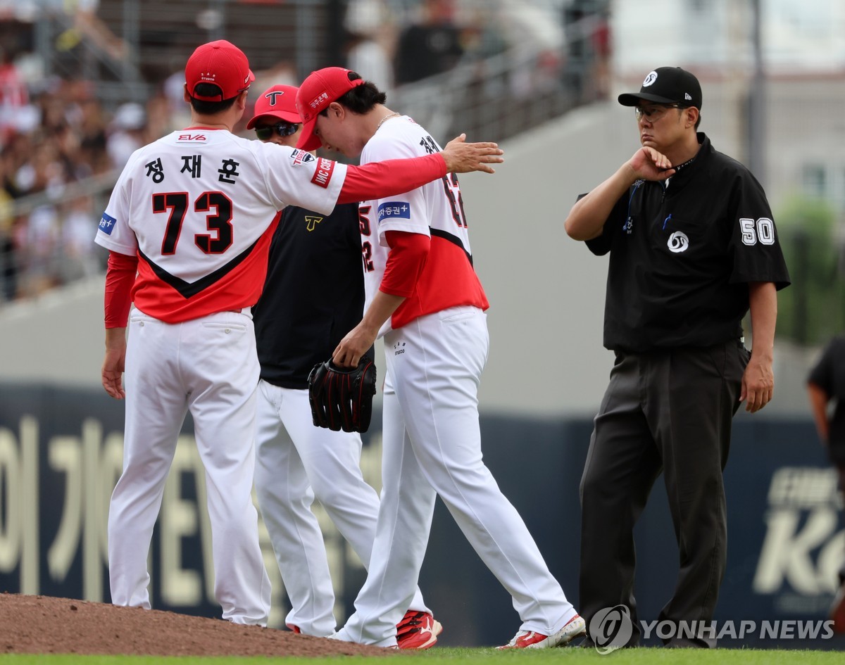 日媒预测日本首发：南野拓实是前腰最佳人选，伊东纯也回归